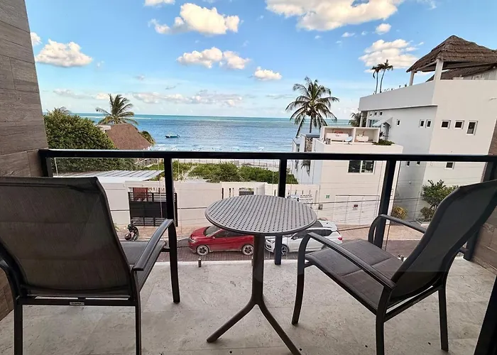 Beachfront Views Next To The Pier *
