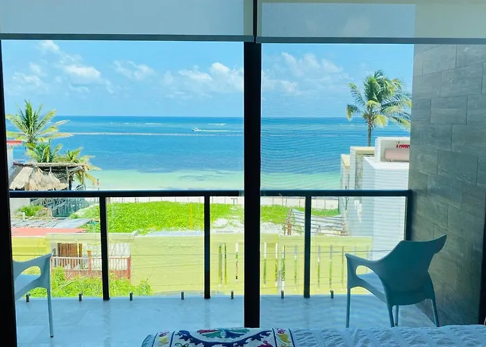 Beachfront Views Next To The Pier * Puerto Morelos
